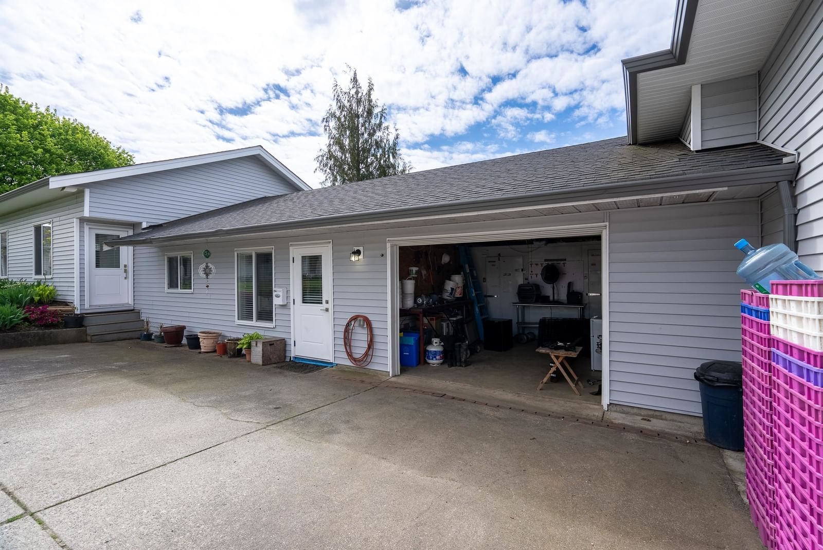 Listing Image 26