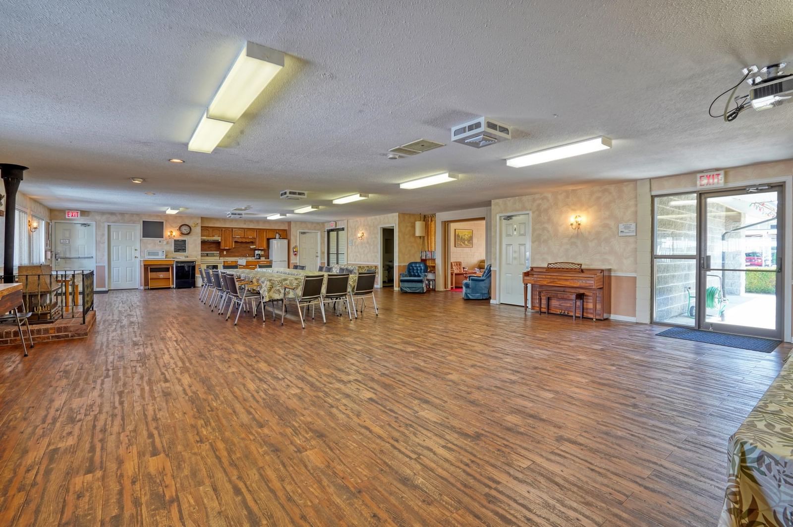 Listing Image 31