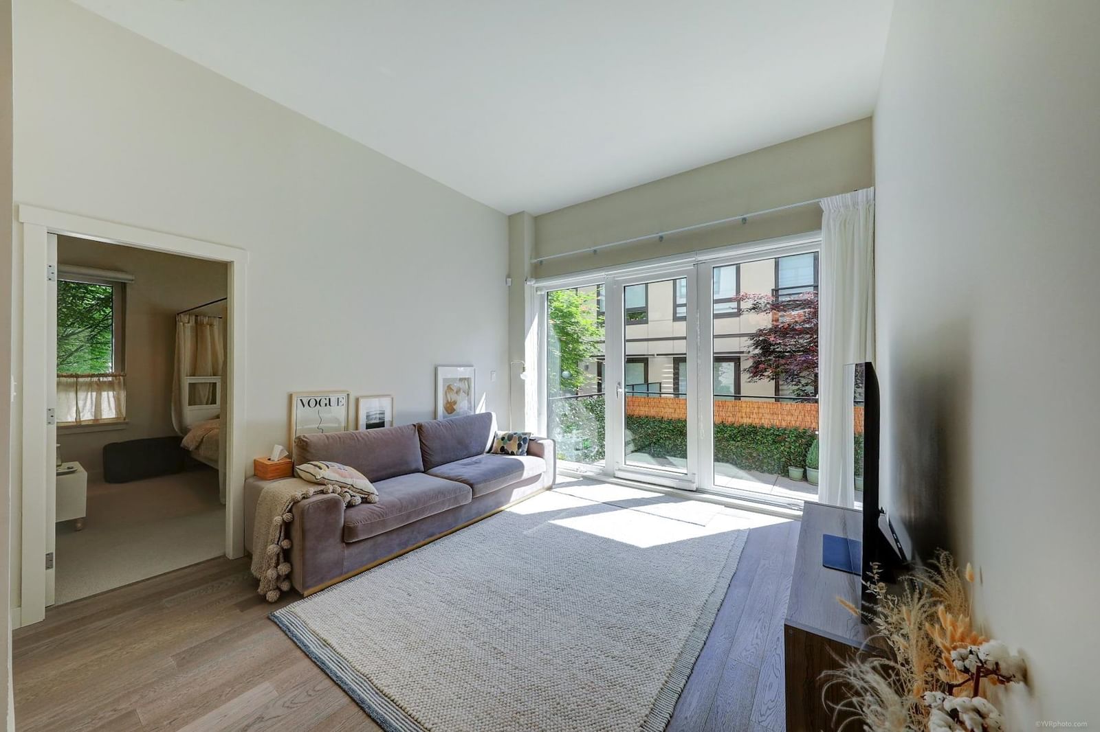 Listing Image 24