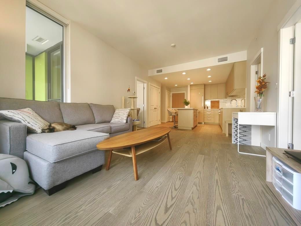 Listing Image 11