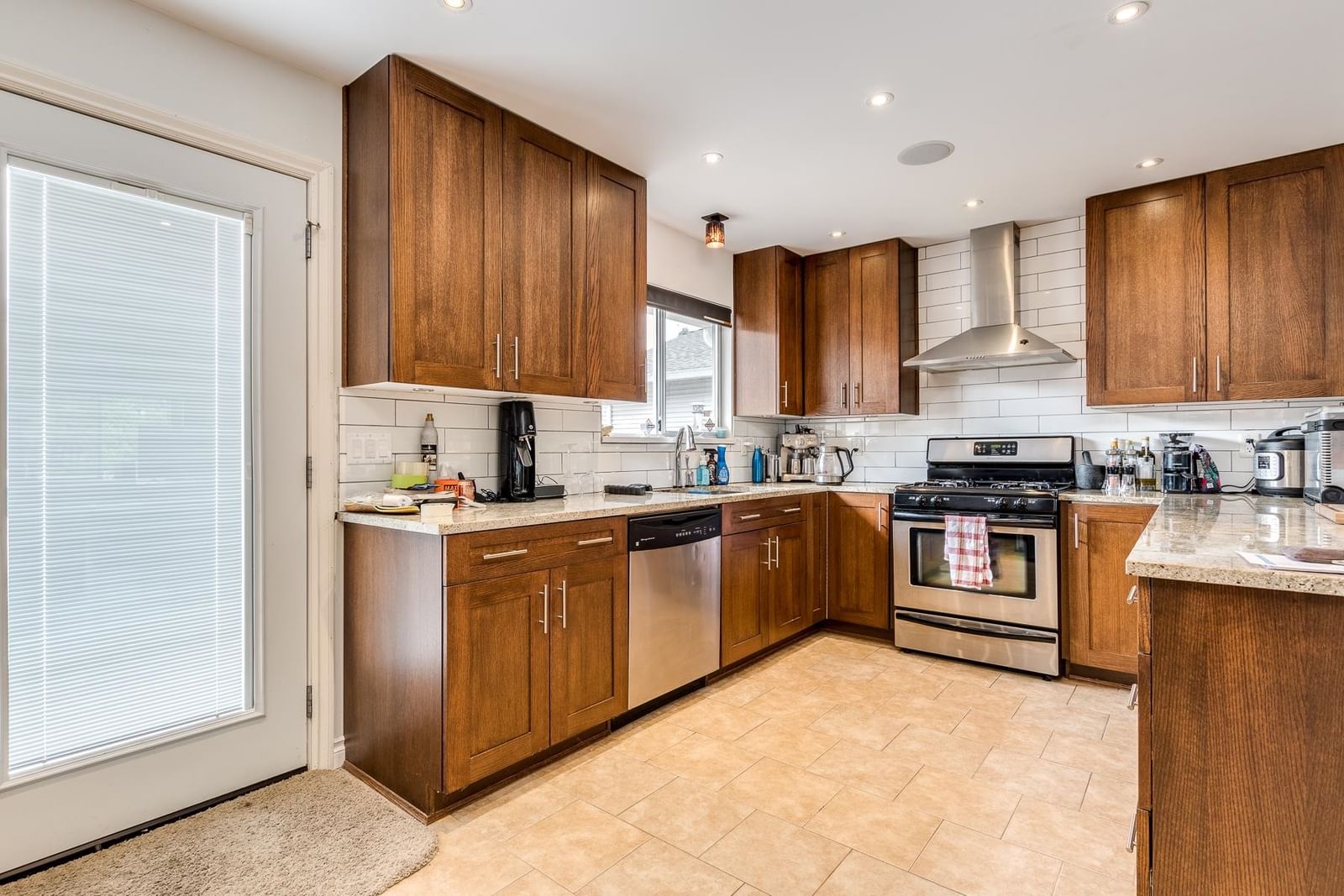 Listing Image 15