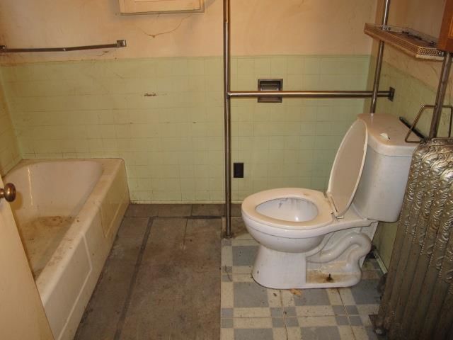 Listing Image 11