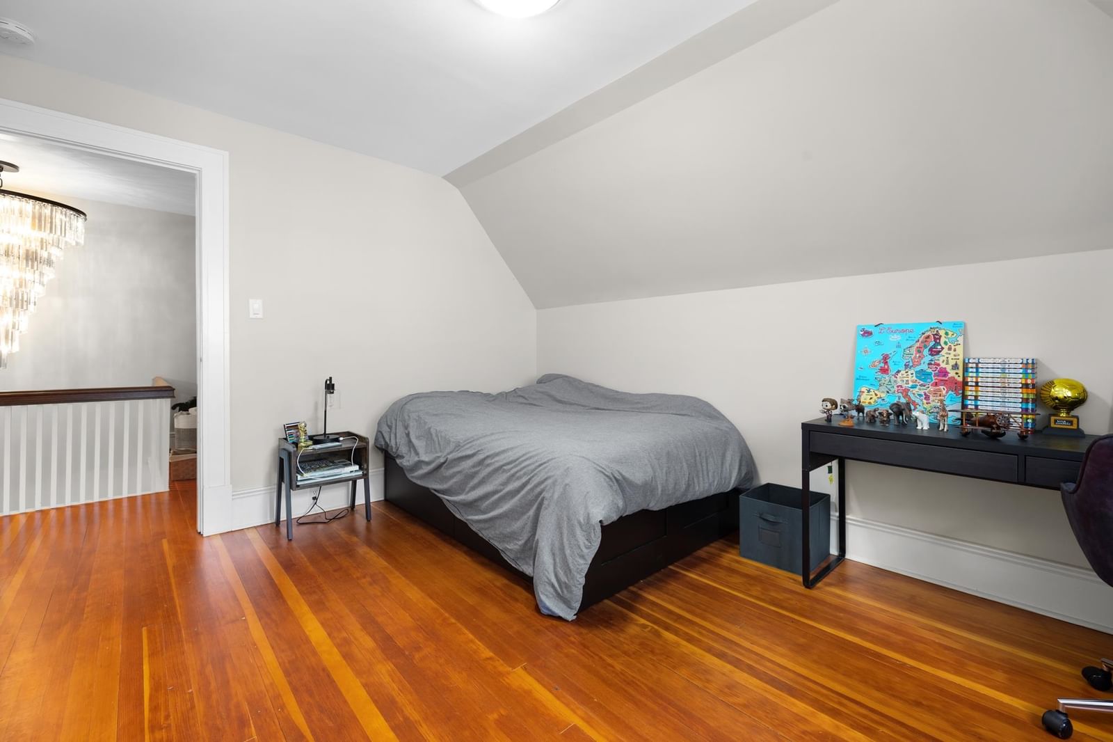 Listing Image 18