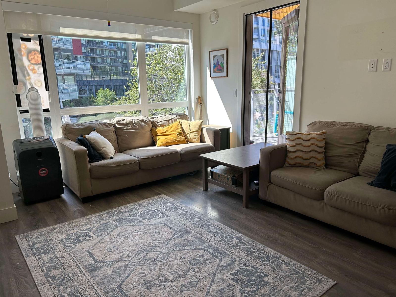 Listing Image 14