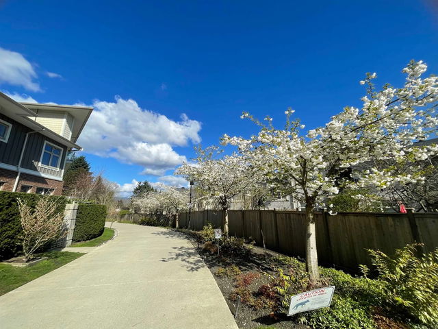 TH16 - 271 Francis Way