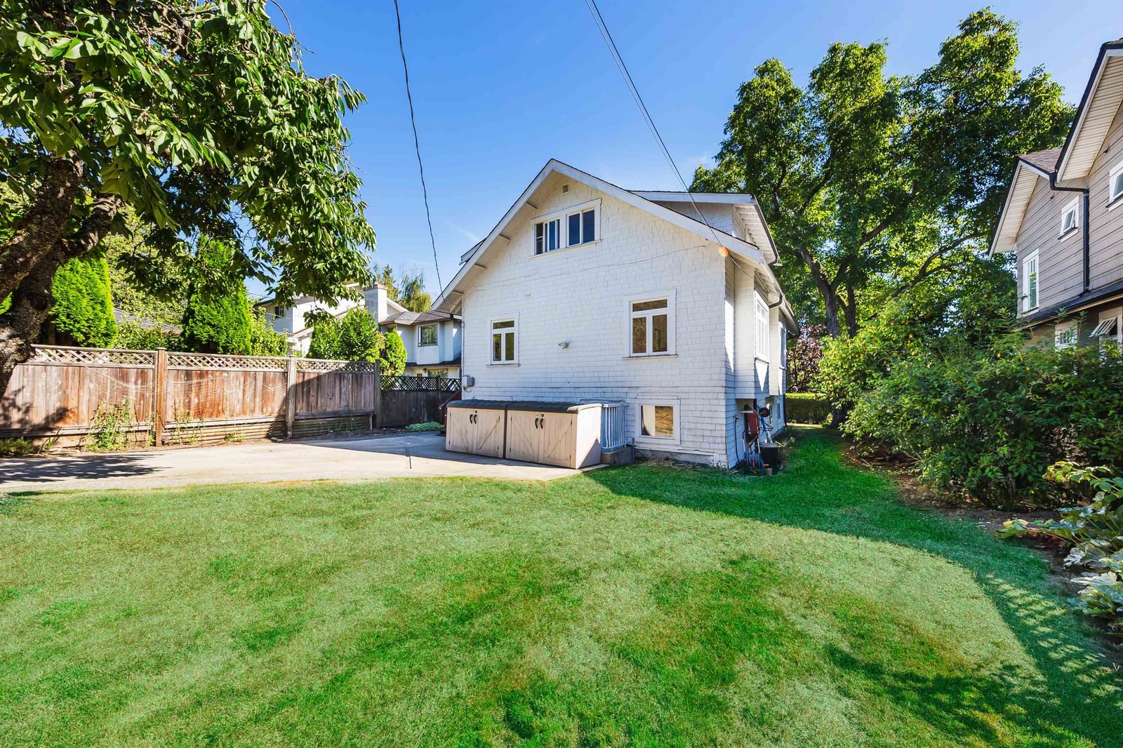 Listing Image 13