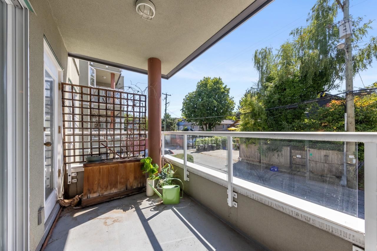 Listing Image 17