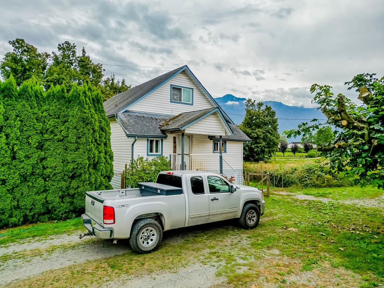Listing Image 5
