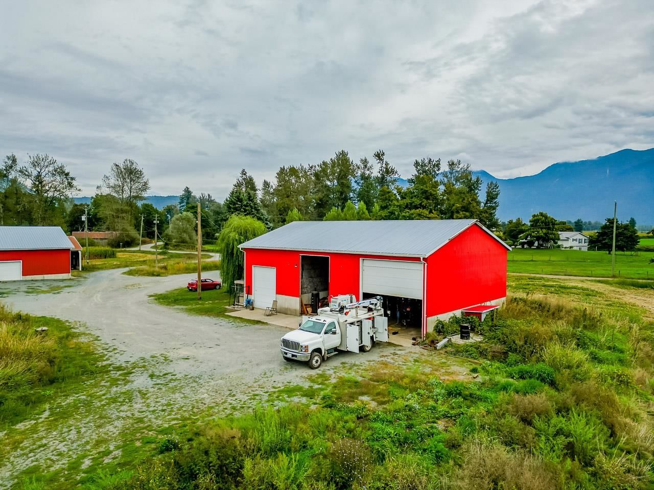 Listing Image 6
