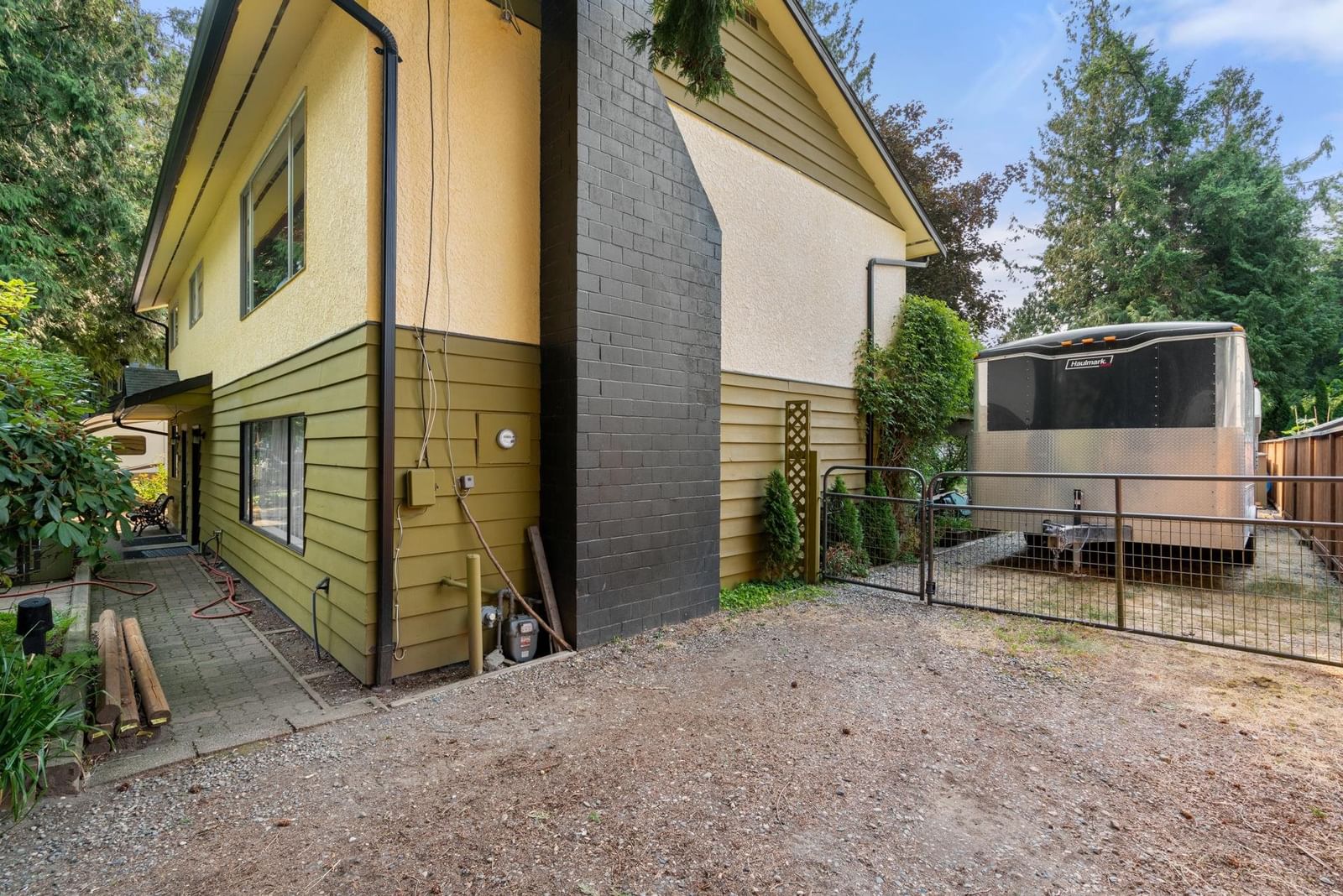Listing Image 20