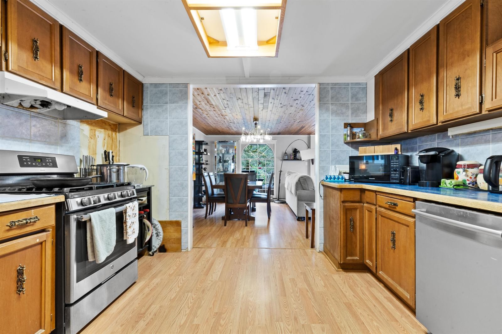 Listing Image 14