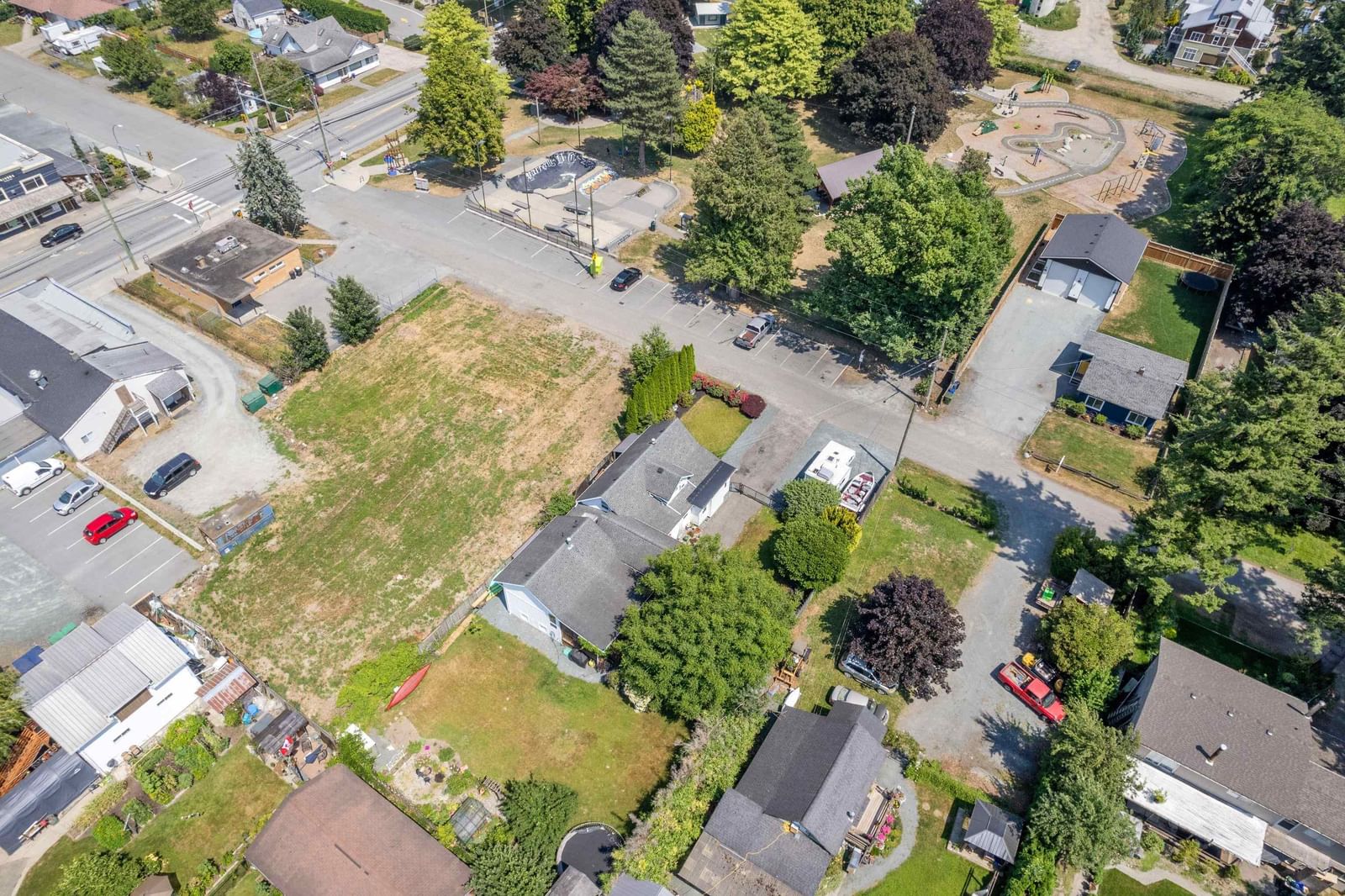 Listing Image 12
