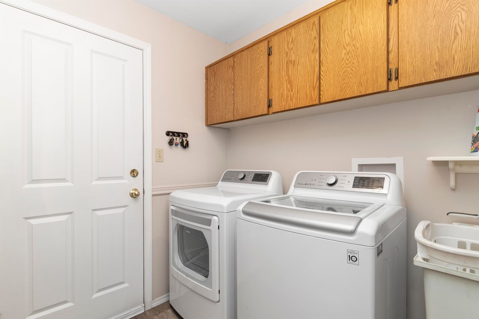 Listing Image 20