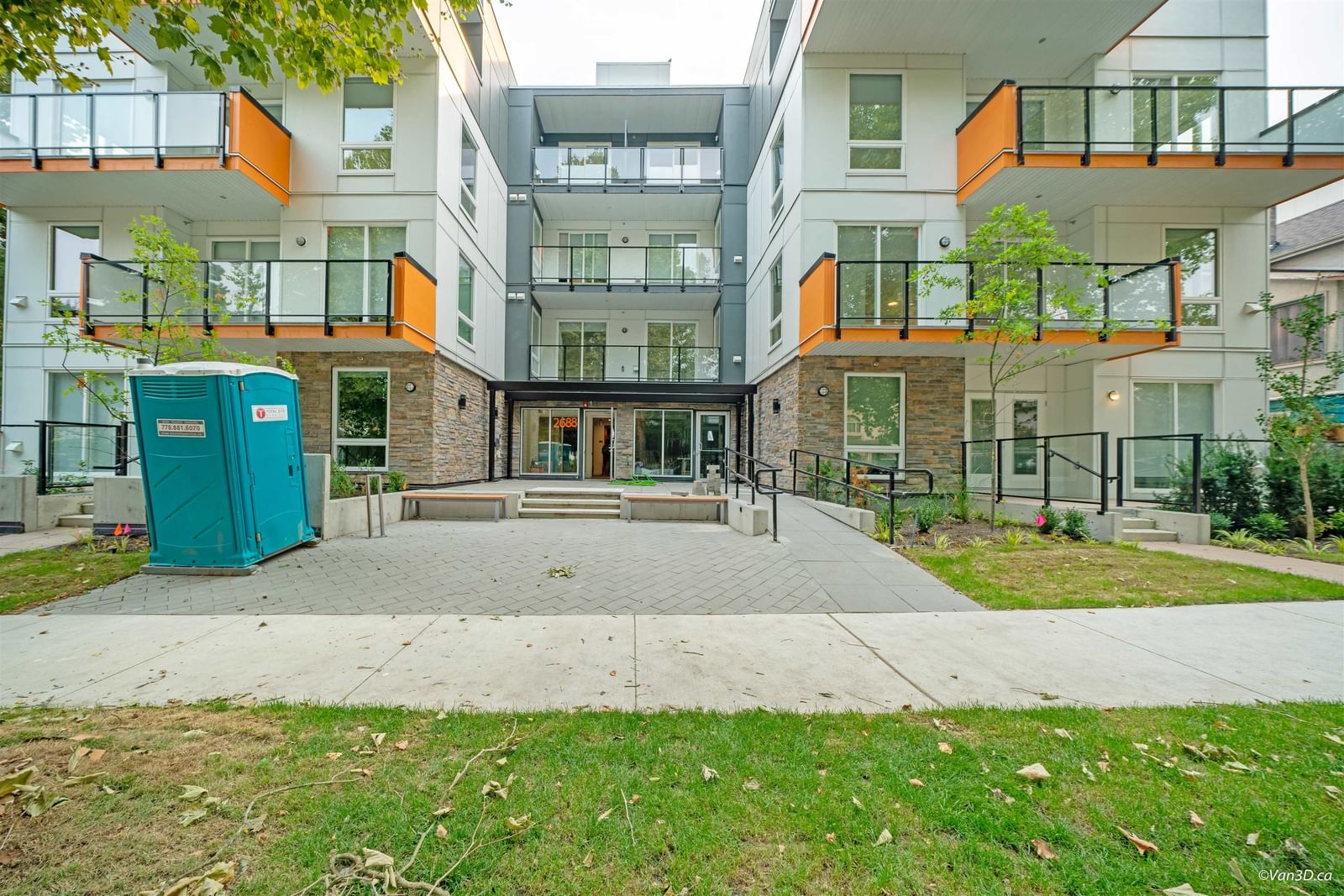 Listing Image 16