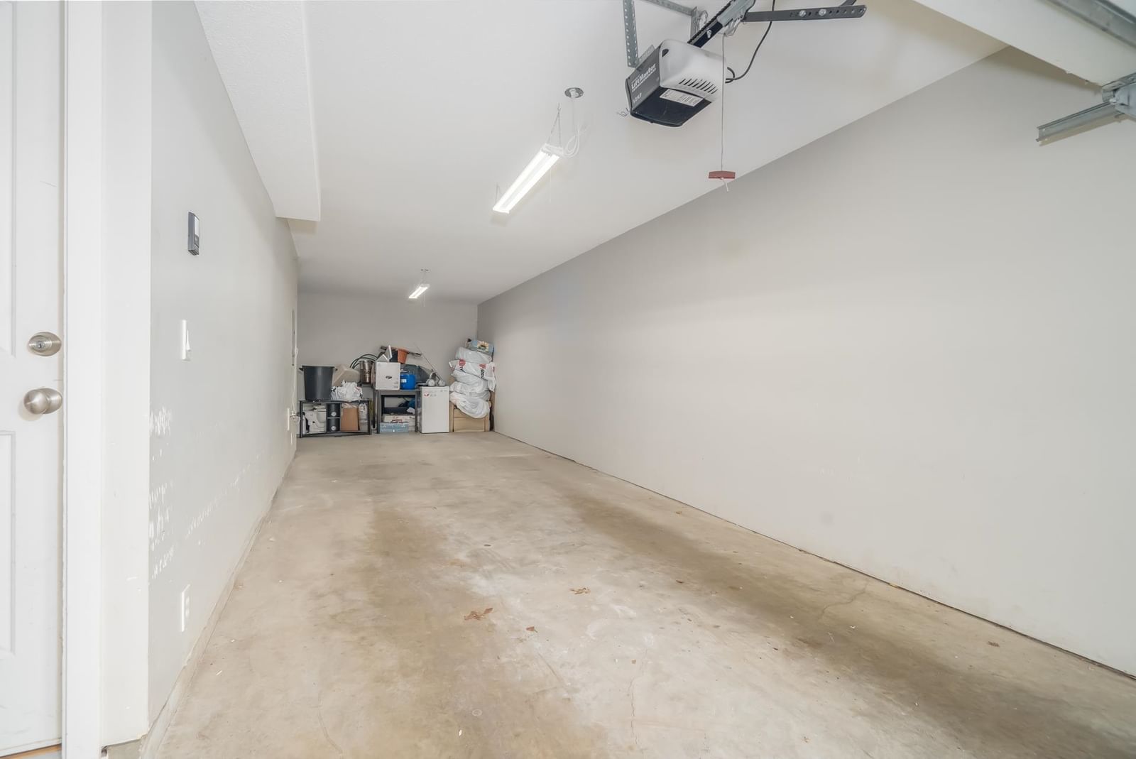 Listing Image 24