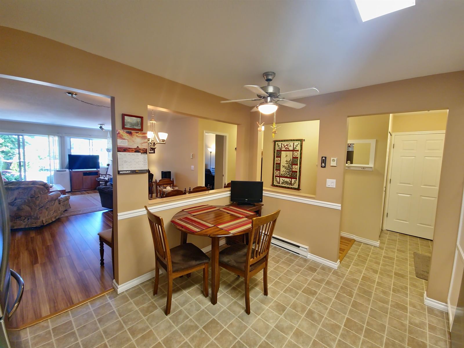 Listing Image 13