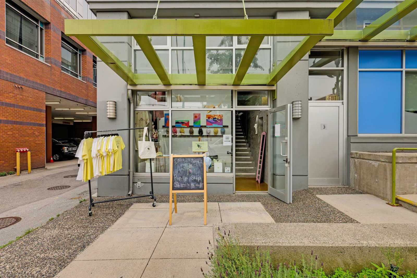 Listing Image 23