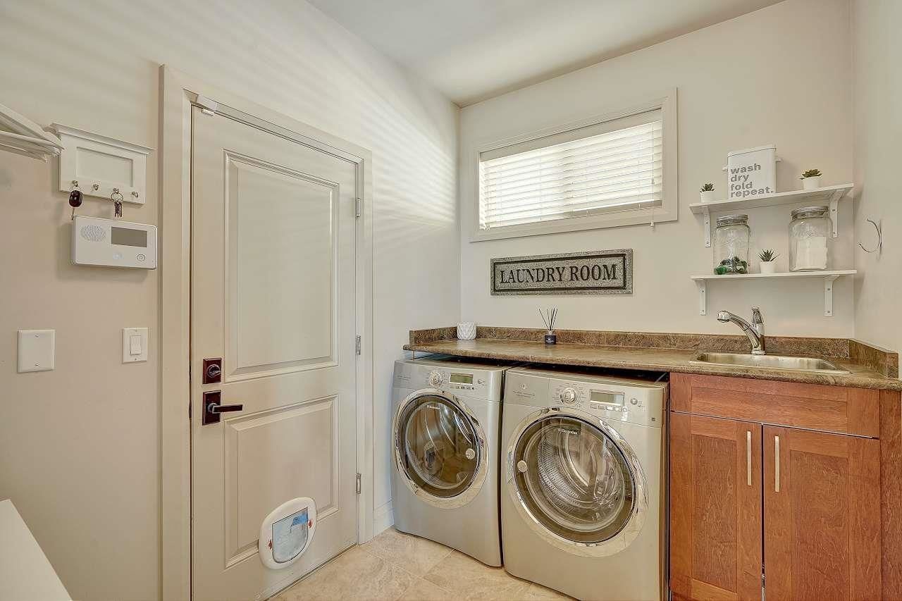 Listing Image 18