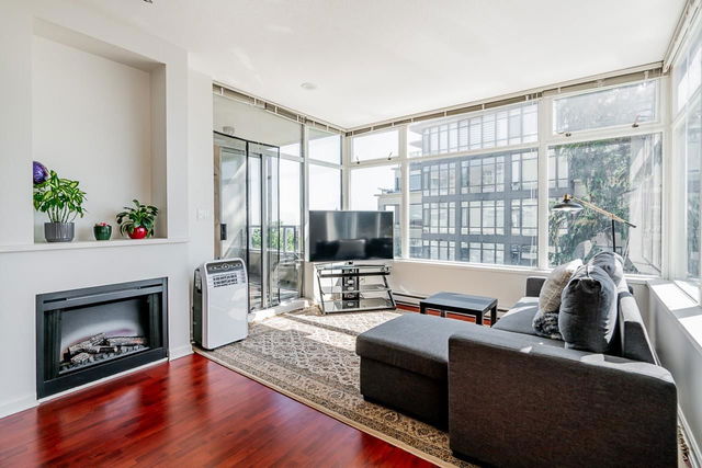601 - 9298 University Crescent