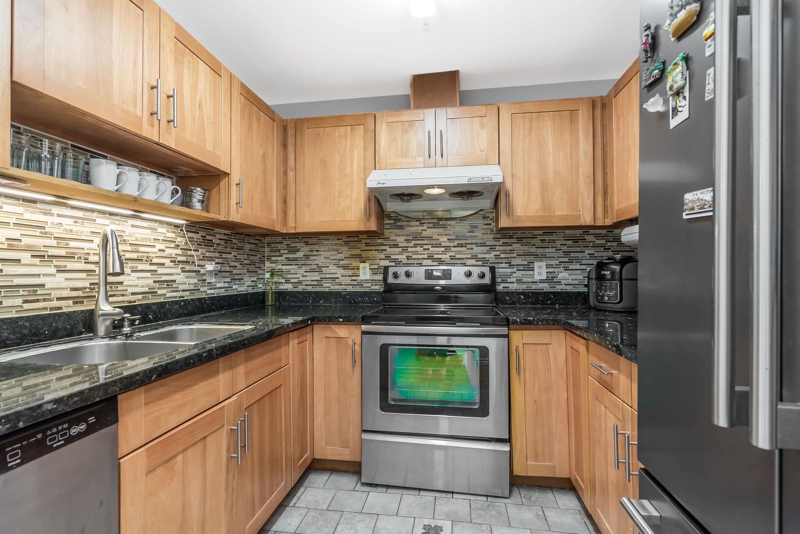 Listing Image 13