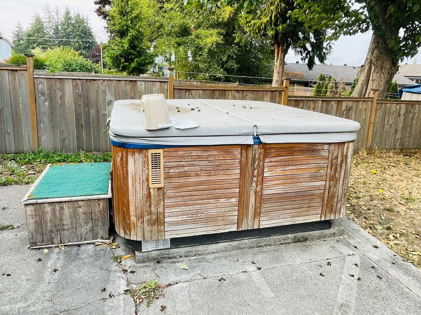 Listing Image 6