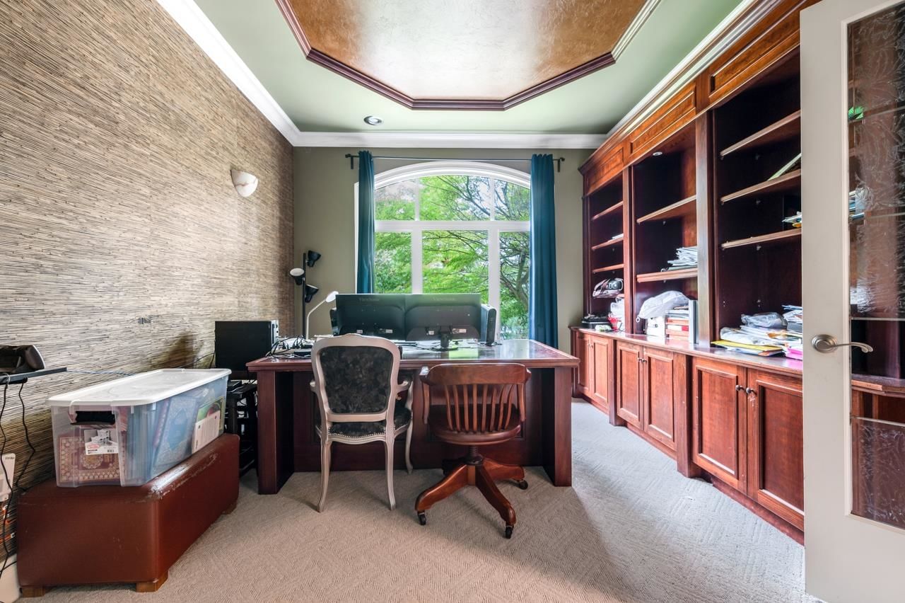 Listing Image 11