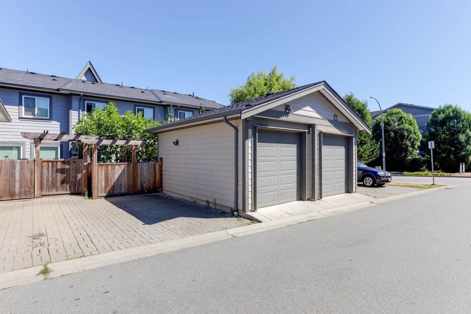 Listing Image 34