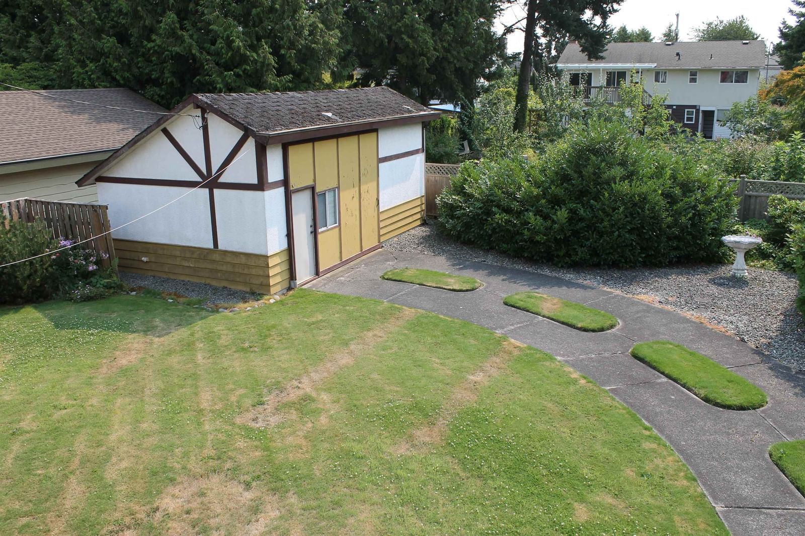 Listing Image 16