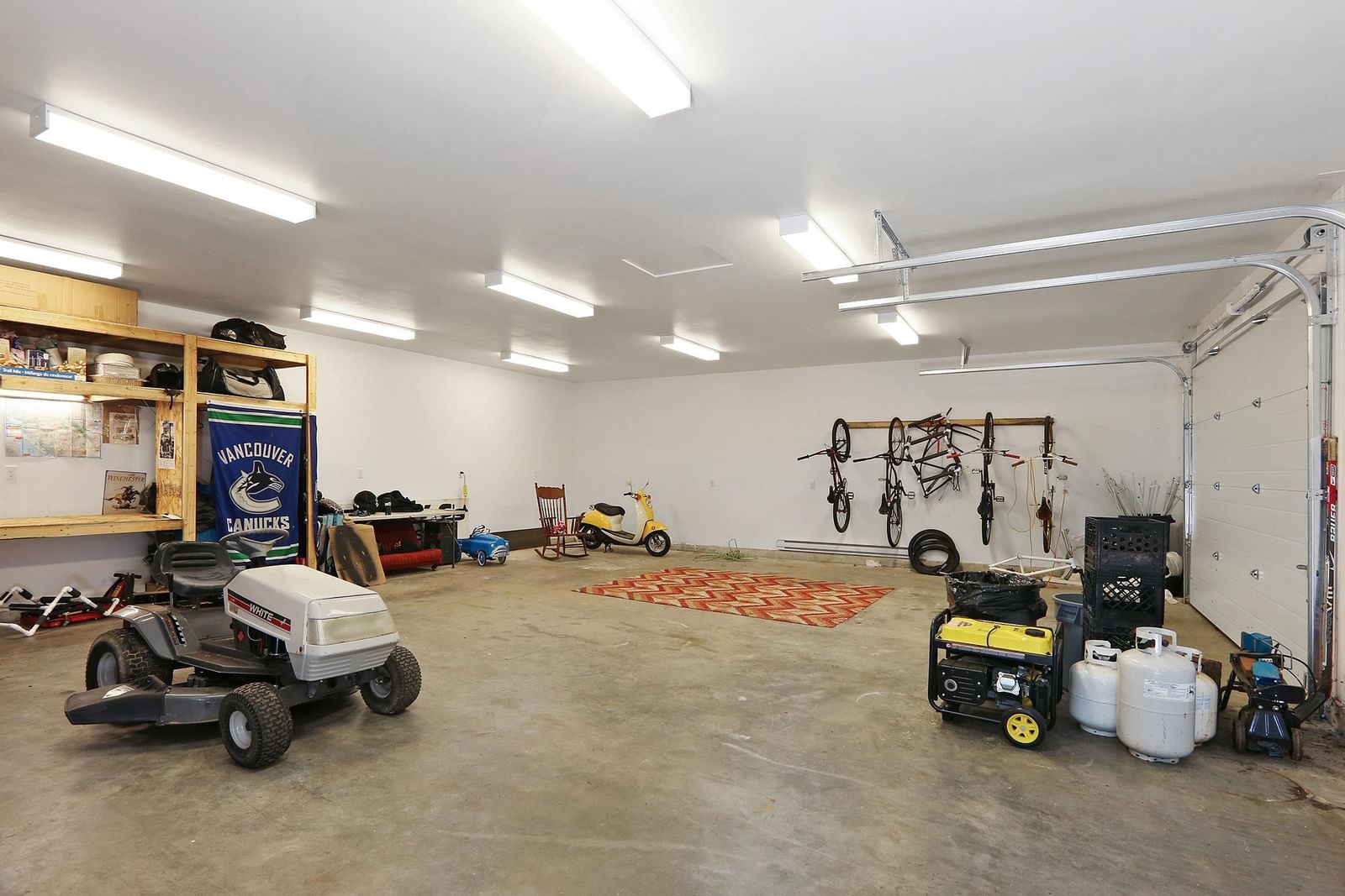 Listing Image 29