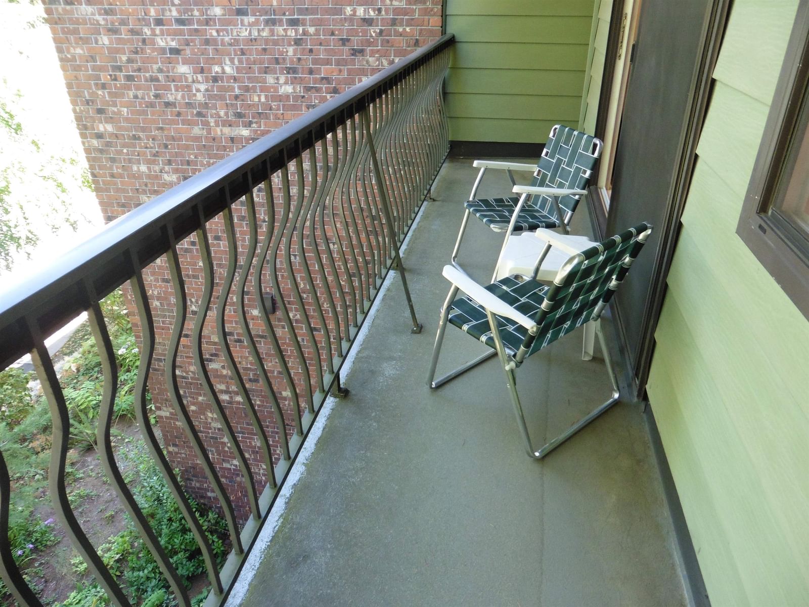 Listing Image 8
