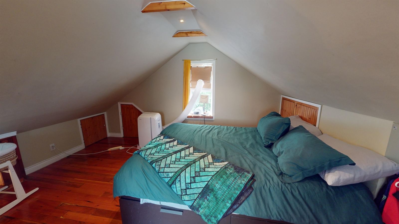 Listing Image 15