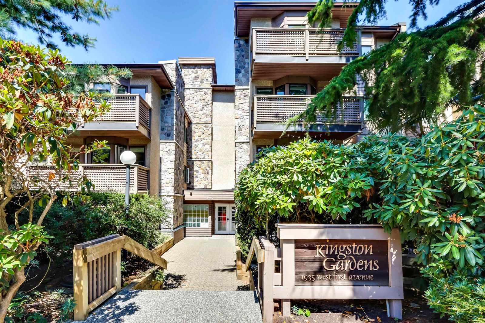 Listing Image 8