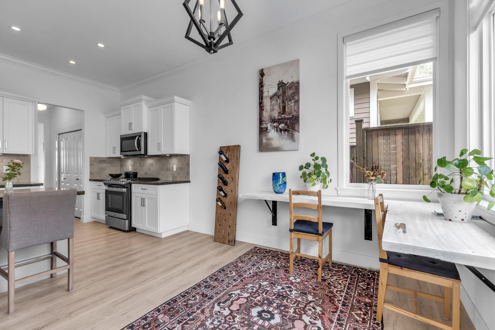 Listing Image 19