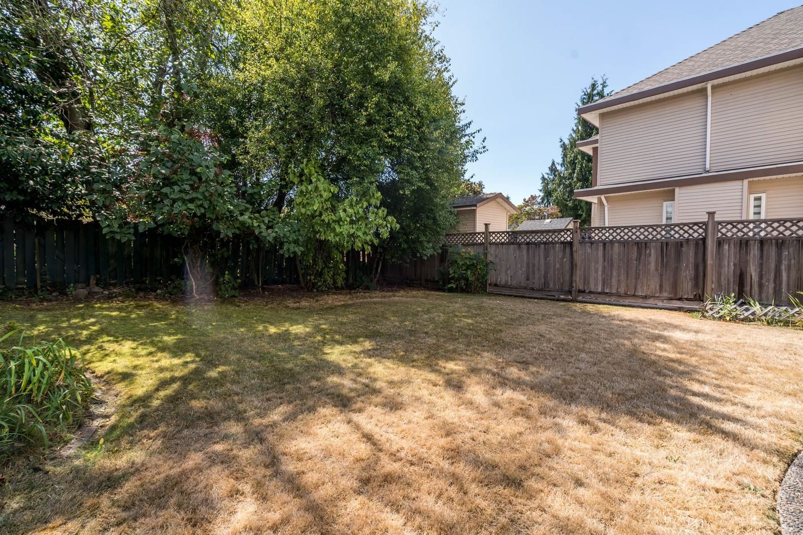 Listing Image 38