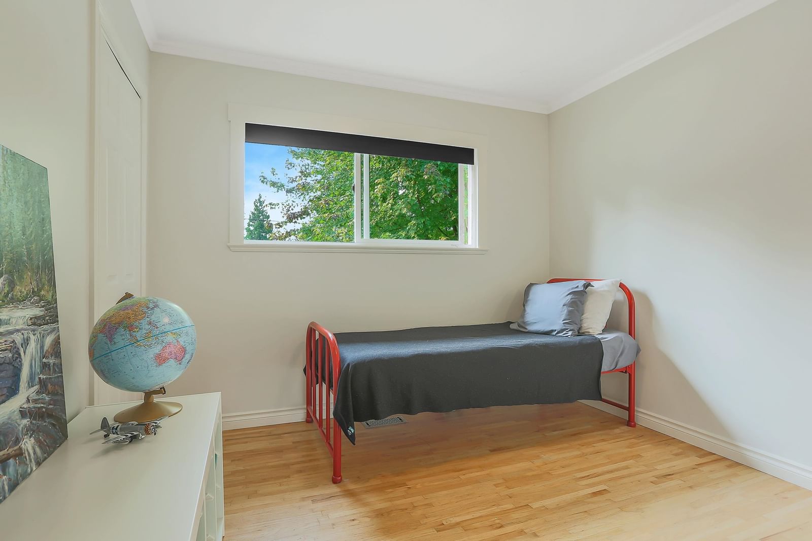 Listing Image 14