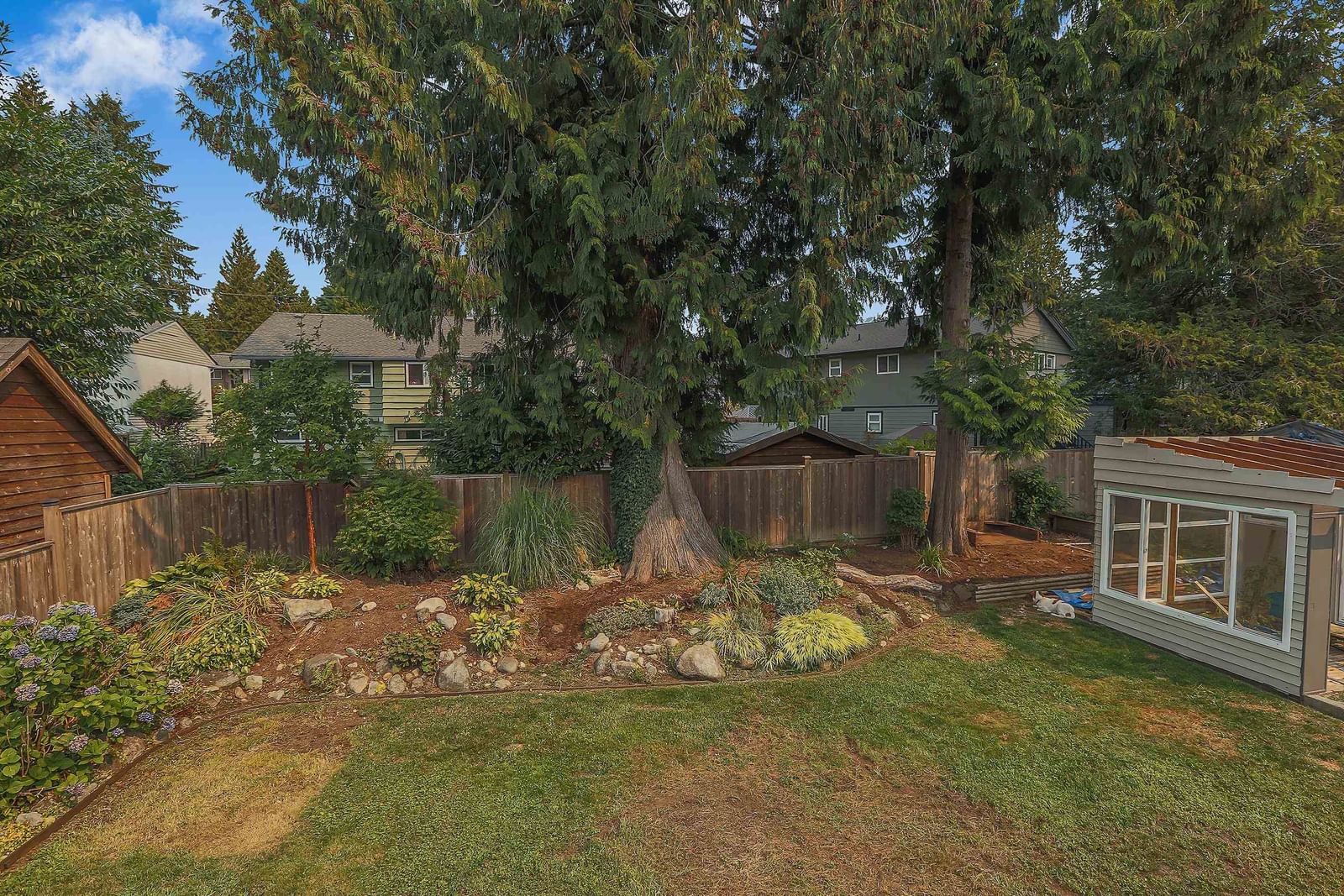 Listing Image 22