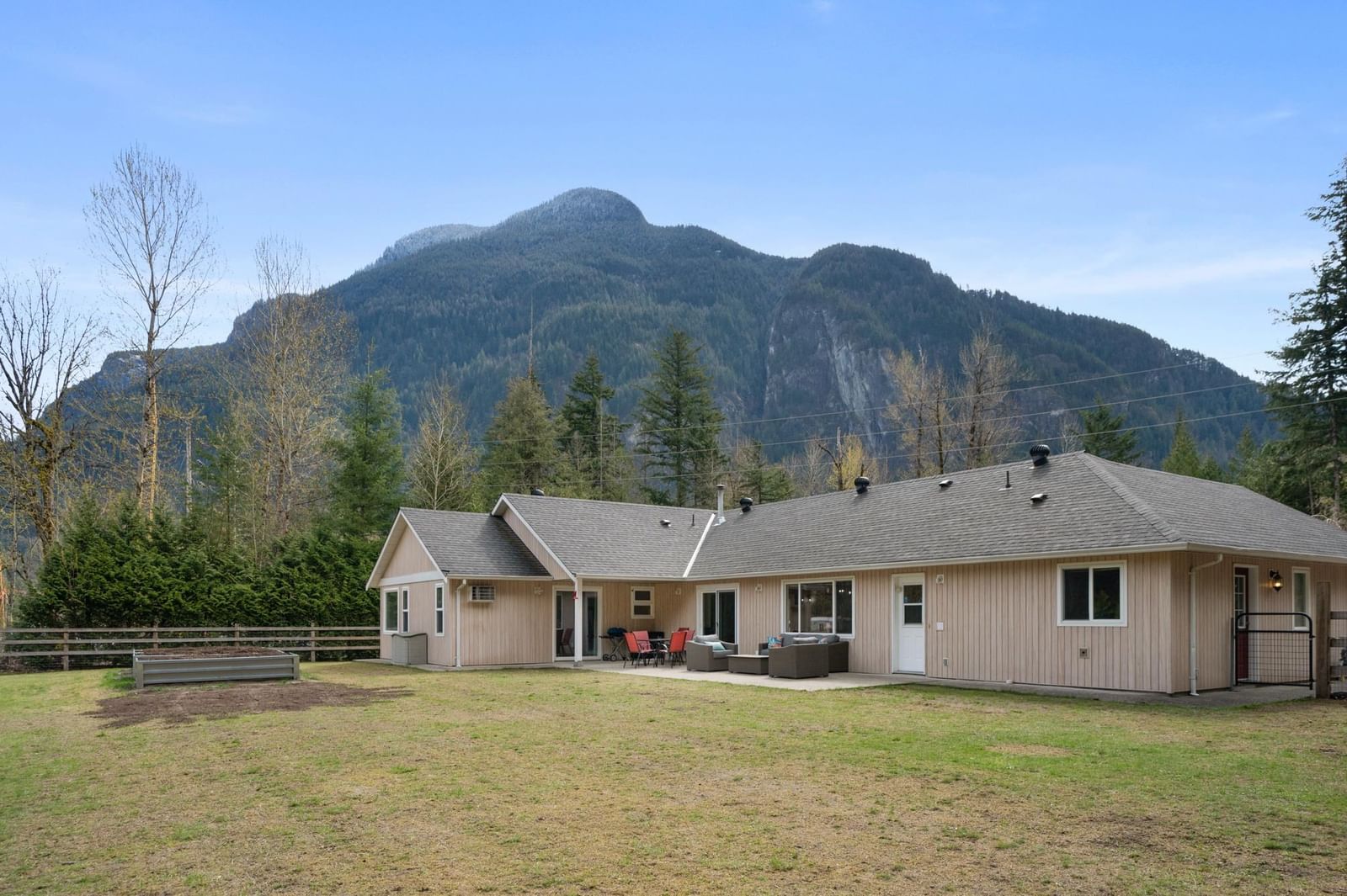 Listing Image 37
