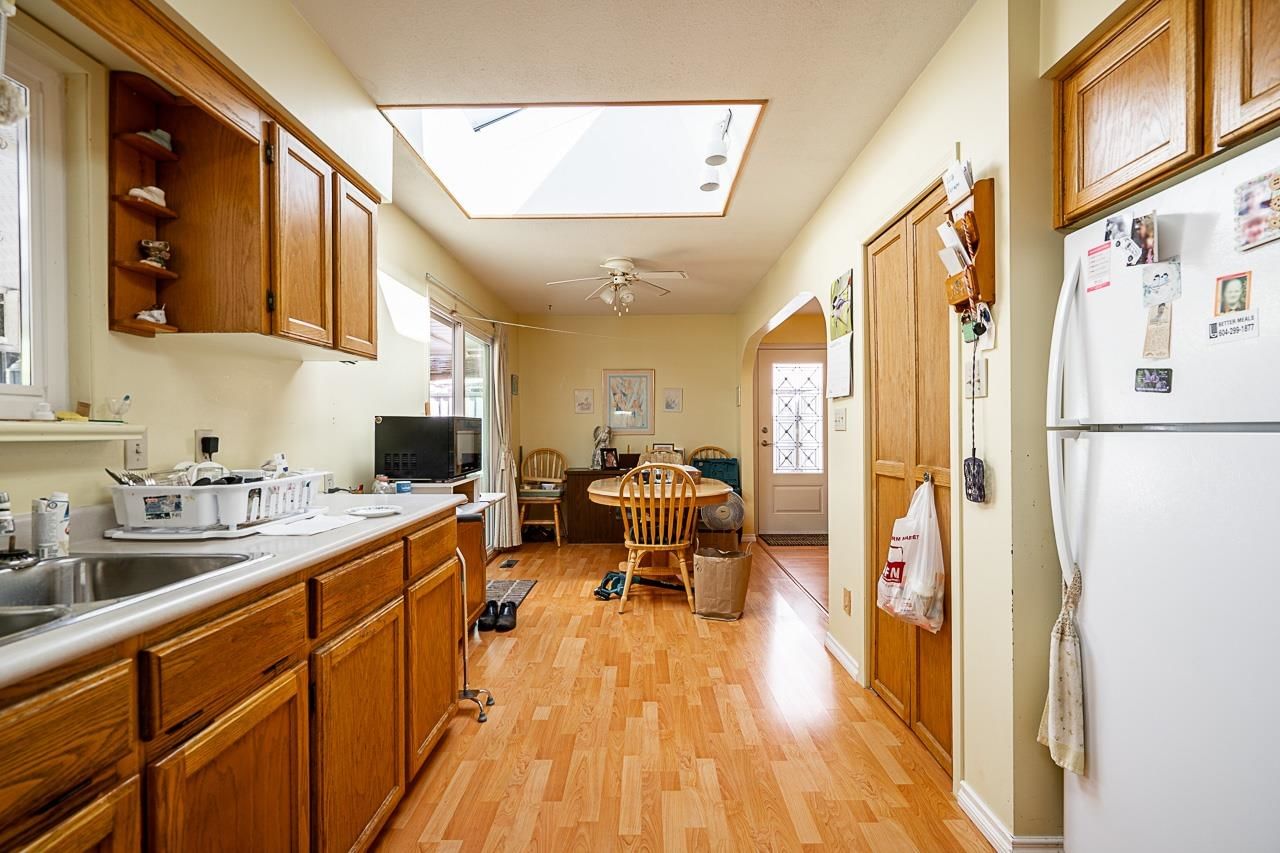 Listing Image 16