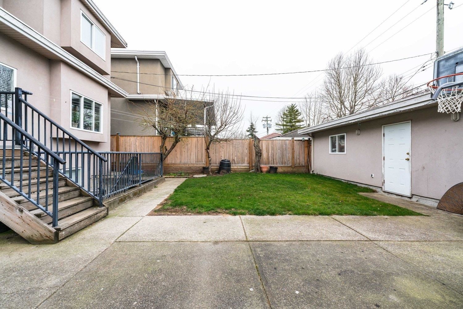 Listing Image 17