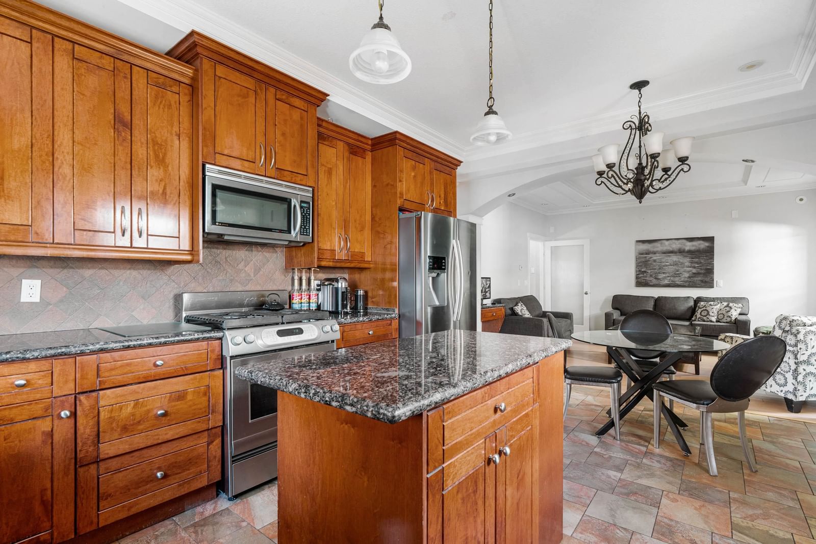 Listing Image 15