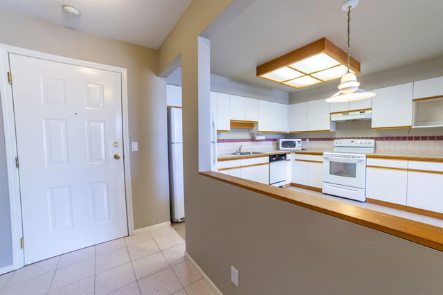 309 - 501 Cochrane Avenue
