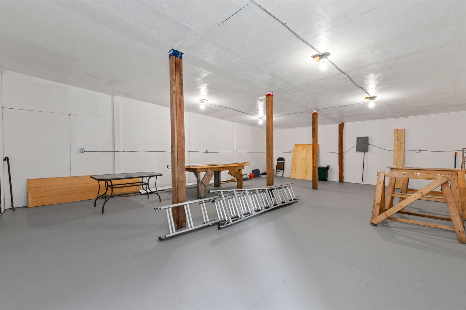 Listing Image 20