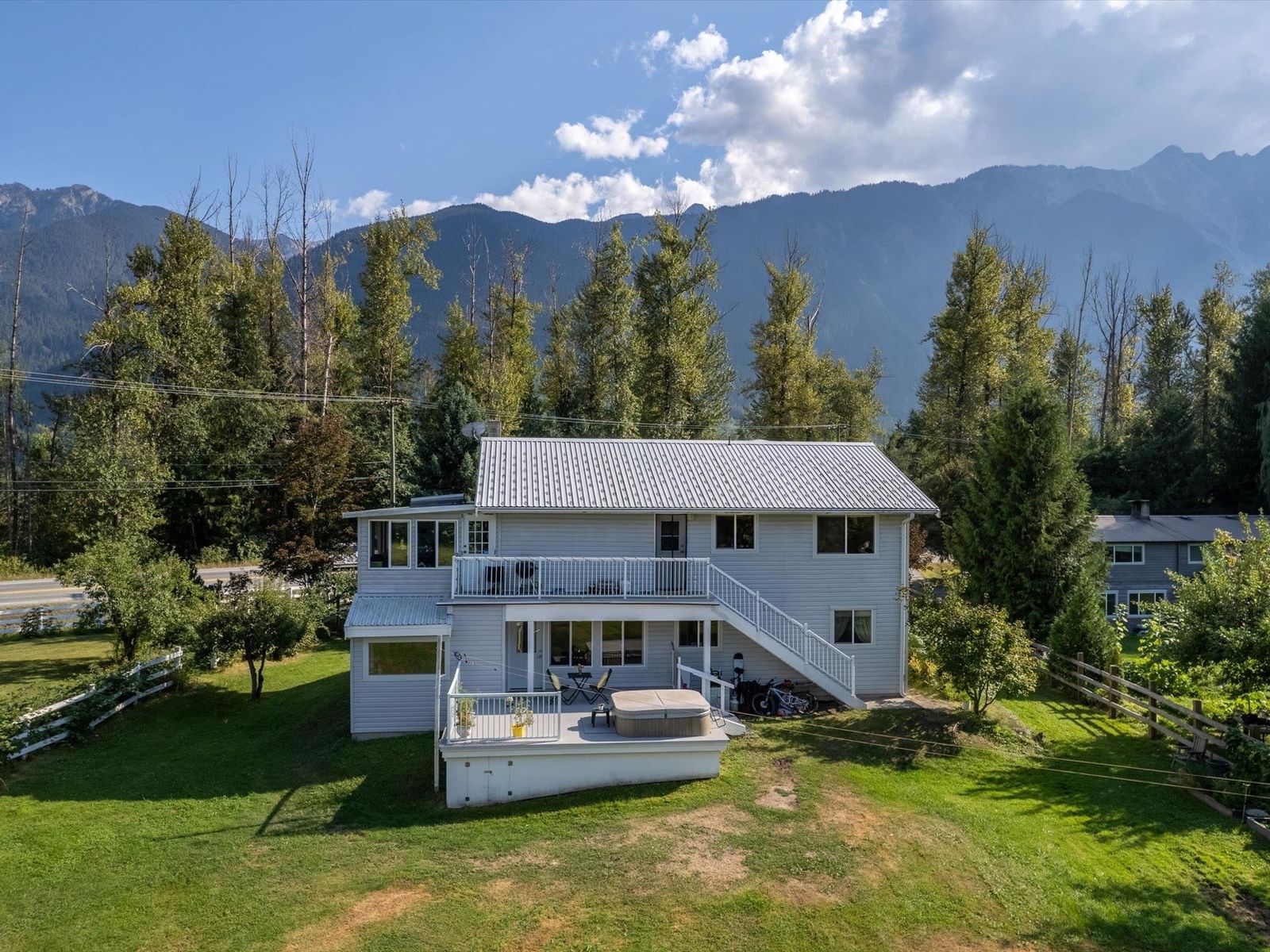 Listing Image 25
