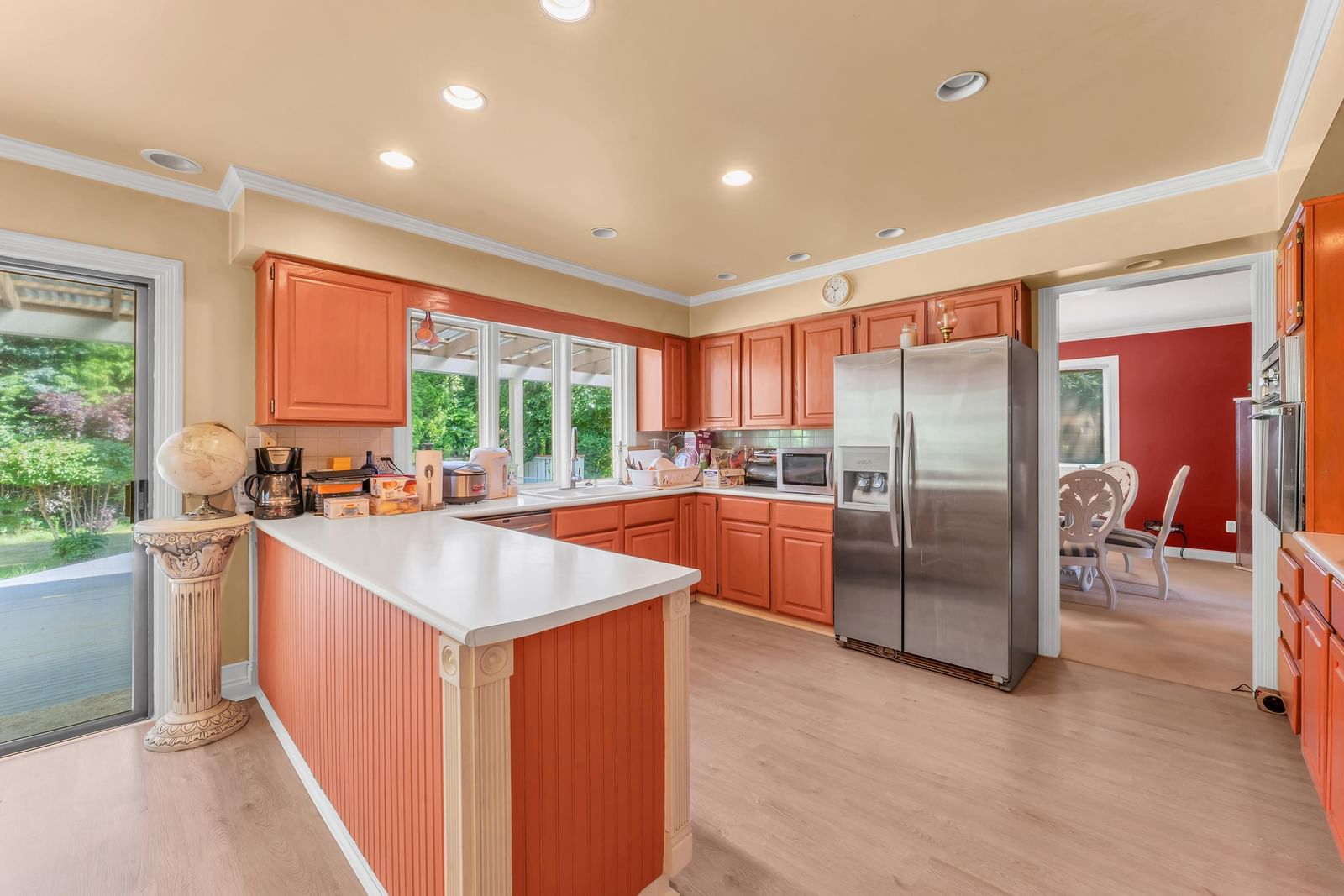 Listing Image 12
