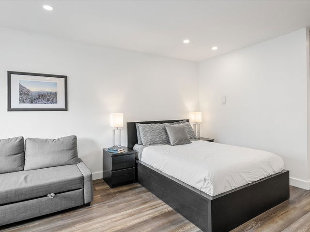 305 AB - 2129 Lake Placid Road