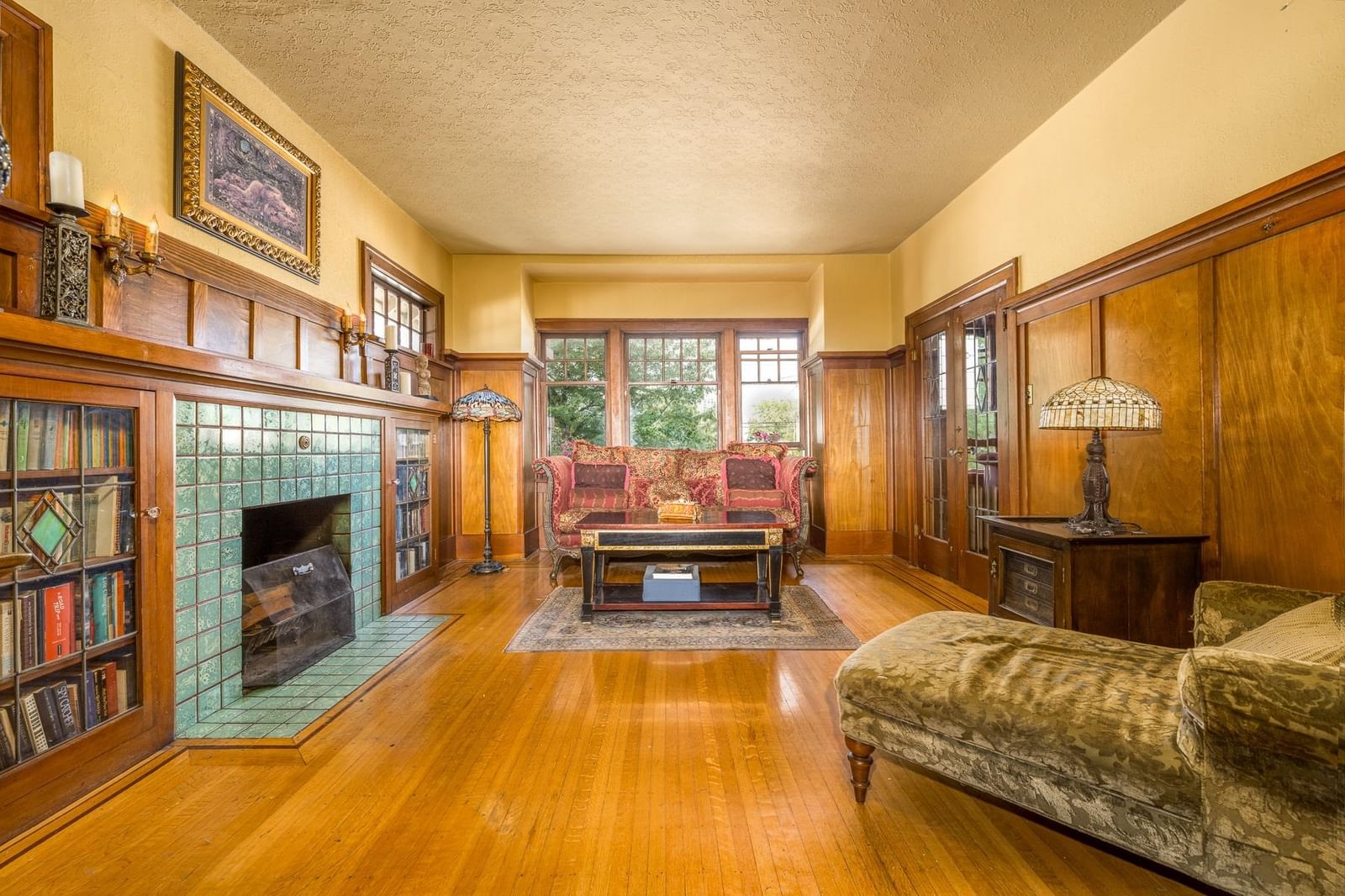 Listing Image 5