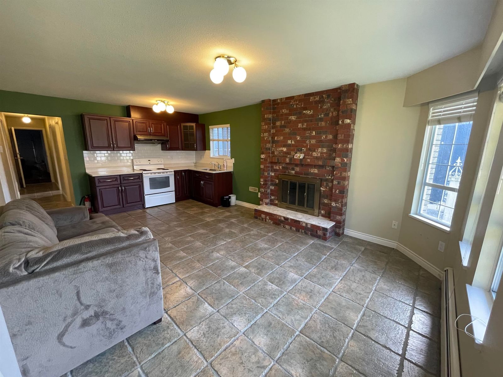 Listing Image 22