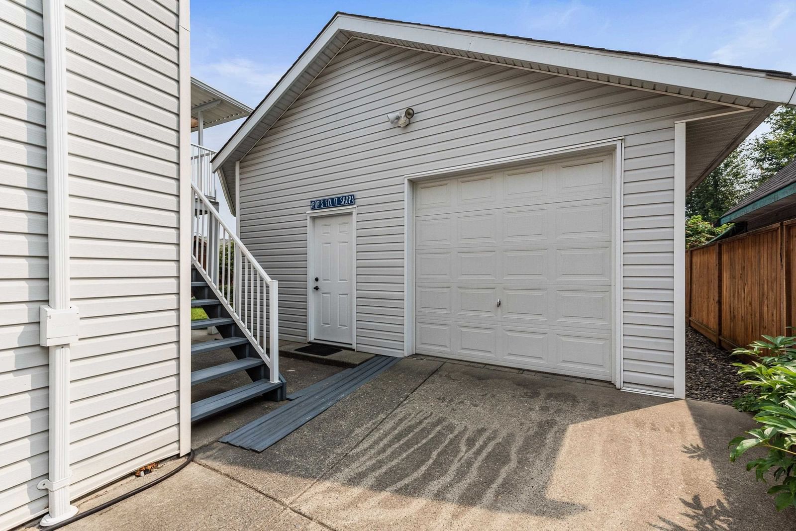 Listing Image 33