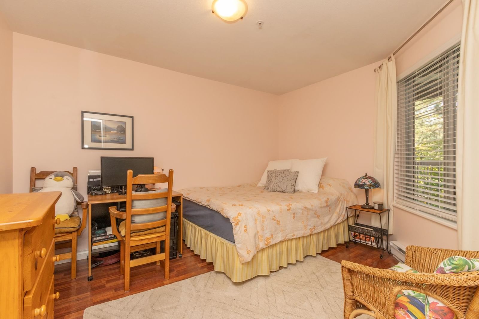 Listing Image 14