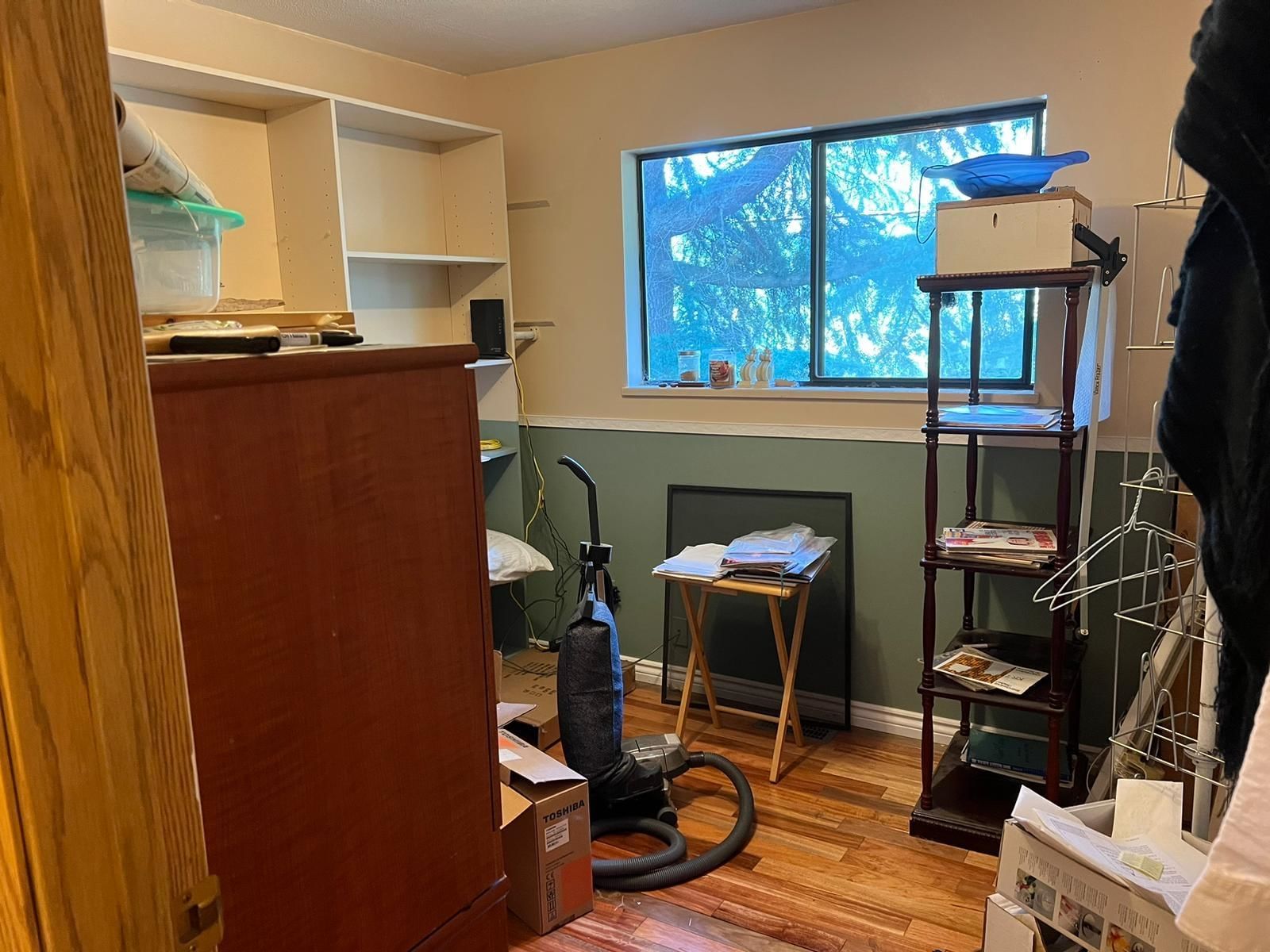 Listing Image 12